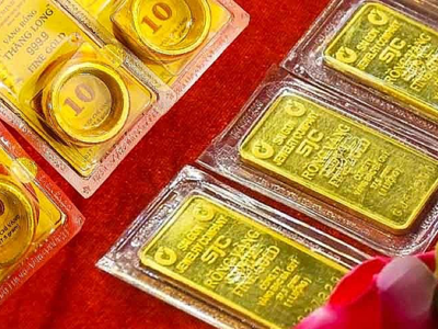 Giá vàng nhẫn “4 số 9” giảm mạnh hơn vàng miếng SJC