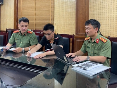 Công an Hà Nội khởi tố vụ án dùng công nghệ AI giải đề thi tốt nghiệp THPT 2025