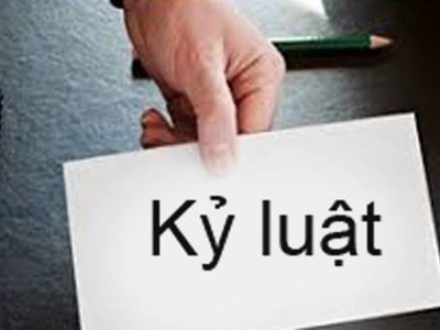 Bãi bỏ hình thức kỷ luật giáng chức và hạ bậc lương đối với công chức 