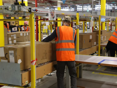 Amazon triển khai công nhân robot thứ 1 triệu - cột mốc của kỷ nguyên tự động hóa