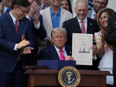 Dấu ấn kinh tế thế giới tuần 30/6-6/7: Tổng thống Trump ký đạo luật giảm thuế, thương chiến trước bước ngoặt
