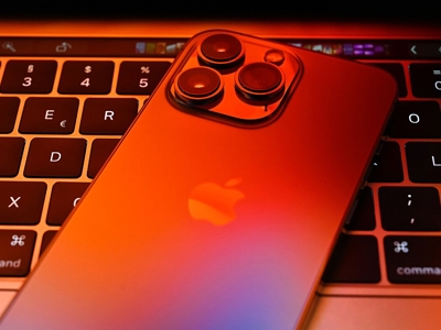 Bên trong phòng thử nghiệm độ bền iPhone của Apple 