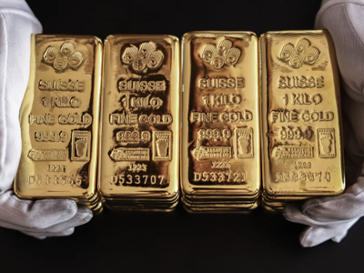 Giá vàng tăng nhẹ, SPDR Gold Trust xả gần 5 tấn vàng