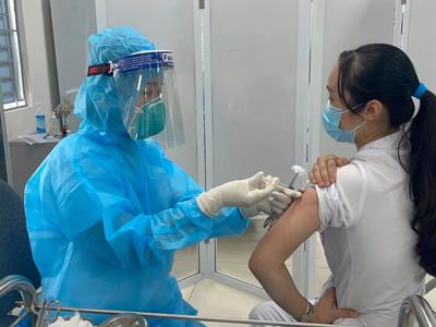 Gần 53.000 người đã tiêm vaccine Covid-19, các địa phương chuẩn bị tiêm đợt 2