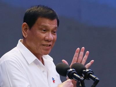 Thăm Trung Quốc, Duterte tuyên bố “tạm biệt” Mỹ