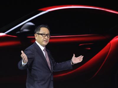 CEO Toyota ví Tesla như “nhà hàng chưa có món ăn”