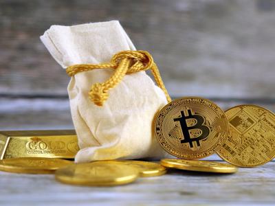 Cuộc tranh luận “nóng” nhất Phố Wall: Nên mua Bitcoin hay vàng?