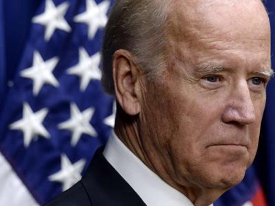 “Kỳ trăng mật” không êm ả của ông Biden