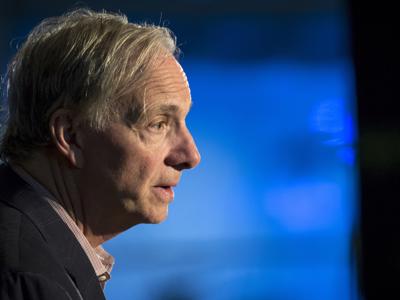 “Ông trùm” đầu cơ Ray Dalio bất ngờ khen Bitcoin, tính rót vốn vào tiền ảo