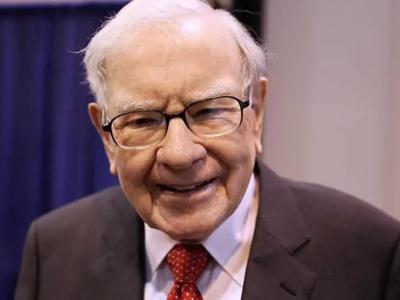 Tài sản của Warren Buffett lần đầu vượt ngưỡng 100 tỷ USD