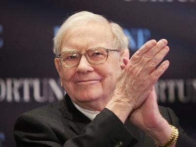 Warren Buffett "bỏ túi" 50 tỷ USD nhờ cổ phiếu Apple năm 2020