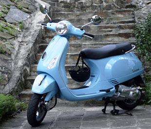 Piaggio Việt Nam ra mắt mẫu xe “nội” đầu tiên