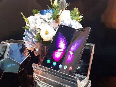 Samsung trình làng thị trường Việt Galaxy Fold, giá cao kỷ lục