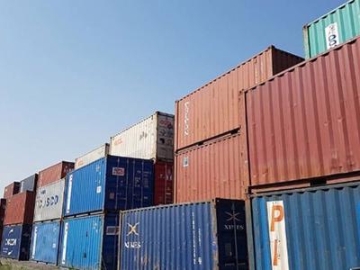 Nghịch lý: Thiếu trầm trọng container xuất khẩu trong khi 3.000 'công' vô chủ nằm "đắp chiếu"