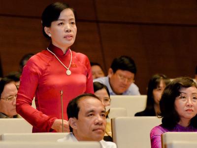 Bộ trưởng Giáo dục: “Chúng tôi nhận trách nhiệm chứ không trốn tránh”
