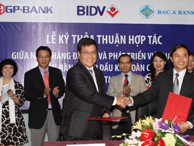 BIDV hỗ trợ thanh khoản cho BacABank và GP.Bank