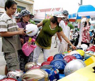 Hỗ trợ đẩy mạnh tiêu dùng trong nước