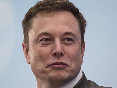 Elon Musk chính thức giàu hơn Bill Gates