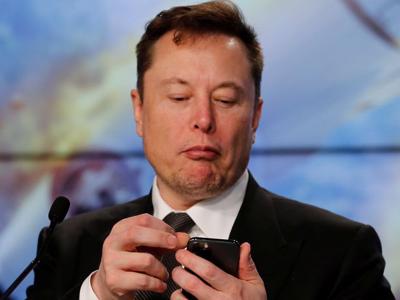 Sau Bitcoin, Elon Musk lại giúp giá tiền ảo Dogecoin tăng vọt