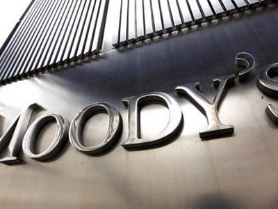 18 ngân hàng Việt Nam bị Moody's hạ triển vọng xuống "tiêu cực"