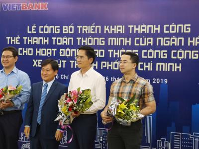 Vietbank triển khai thẻ vé thông minh cho xe buýt  tại Tp.HCM