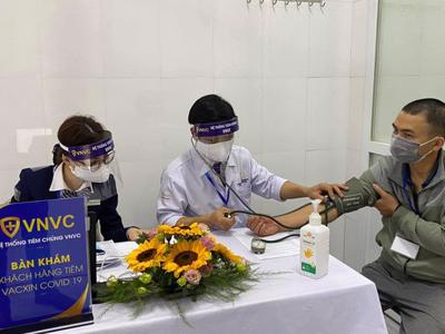 WB: "Việc tiêm vaccine Covid-19 sẽ tác động lớn đến tốc độ phục hồi kinh tế Việt Nam"