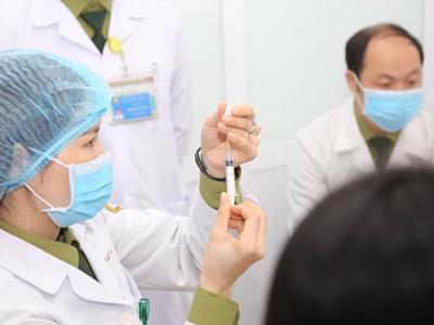 Việt Nam dự kiến tiêm mũi vaccine Covid-19 đầu tiên vào ngày 8/3