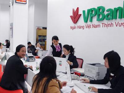 
Cổ phiếu tăng trần, vợ sếp VPBank đăng ký mua thêm 5 triệu cổ phiếu