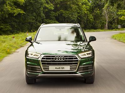 Audi Q5 mới giá từ 2 tỷ đồng