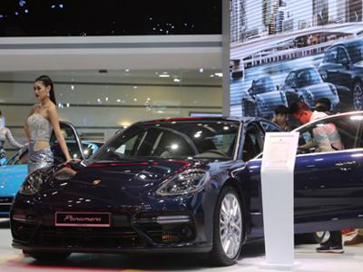 Porsche Panamera Turbo thế hệ mới giá hơn 10 tỷ đồng