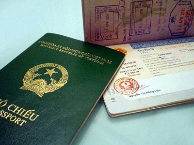 Nới điều kiện đăng ký quốc tịch Việt Nam