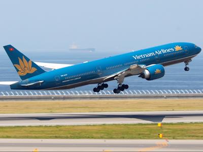 Vietnam Airlines: Áo mới và “đường băng” mới