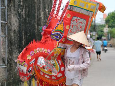 Làng nghề Phúc Am lặng lẽ đón tháng Vu lan