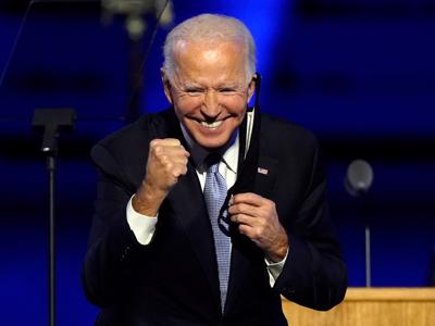 Ông Trump đã sai, chứng khoán Mỹ tăng rực rỡ kể từ khi ông Biden lên cầm quyền