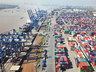 Tp.HCM tăng thu phí hạ tầng cảng biển, doanh nghiệp ngoại tỉnh kêu cứu