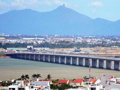 Xem xét bổ sung đê chắn sóng cảng Bãi Gốc vào kế hoạch đầu tư công trung hạn