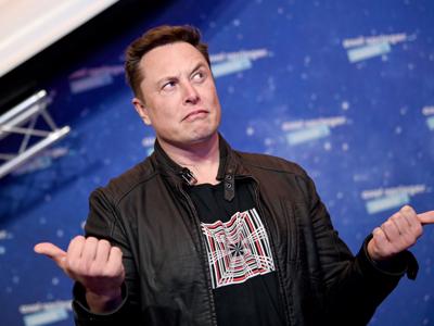 Vốn hoá thị trường tiền ảo “bốc hơi” 366 tỷ USD vì dòng tweet của Elon Musk