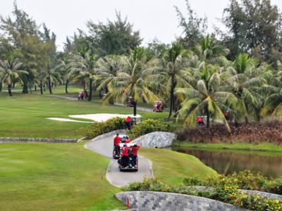 Hải Phòng mở cửa trở lại sân golf, quán ăn trong nhà