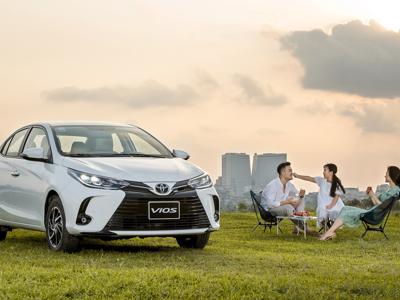 Giá xe Toyota Vios tiếp tục giảm