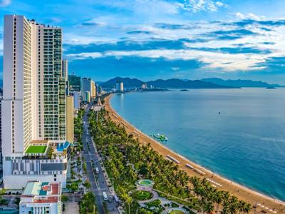 Căn hộ khách sạn hướng biển trung tâm Nha Trang hút khách