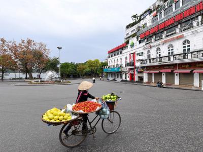 Hà Nội: Giãn cách xã hội toàn thành phố theo Chỉ thị 16 từ 6h ngày 24/7 