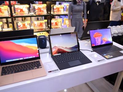 Laptop market growing as people stay home