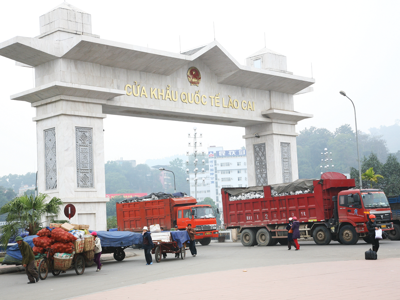 Nông sản Việt thêm khó khăn vào thị trường Trung Quốc 