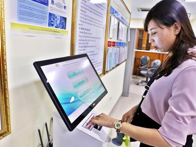 Từ Chính phủ điện tử đến Chính phủ số: Vẫn còn rất xa mới chạm đích?