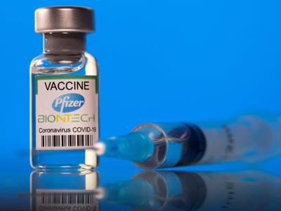 Mỹ mua thêm hàng trăm triệu liều vaccine Pfizer để quyên góp cho thế giới