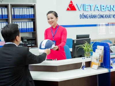 Ngân hàng Việt Á (VAB) liên tiếp đón nhận giải thưởng quốc tế uy tín 