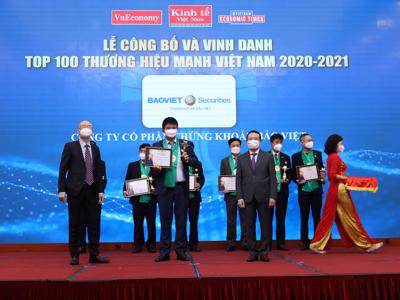 Chứng khoán Bảo Việt được vinh danh Top 100 Thương hiệu mạnh Việt Nam 2021