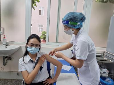 Tổ chức tiêm vaccine cho trẻ em phải thận trọng