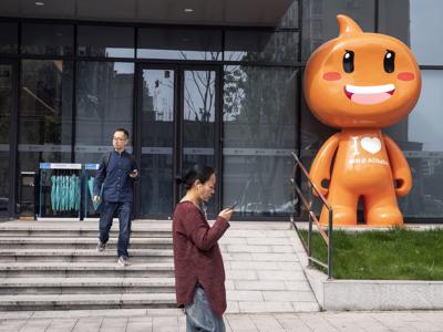 "Vô địch" về thương mại điện tử suốt 15 năm, Alibaba đang đối mặt mối đe dọa mới