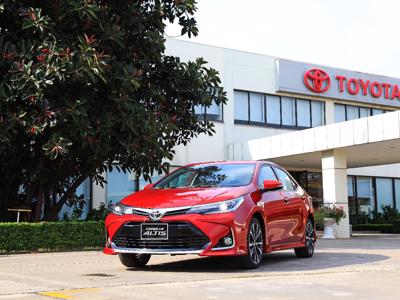 Kích cầu thị trường mùa dịch, Toyota Corolla Altis ưu đãi trước bạ 40 triệu đồng